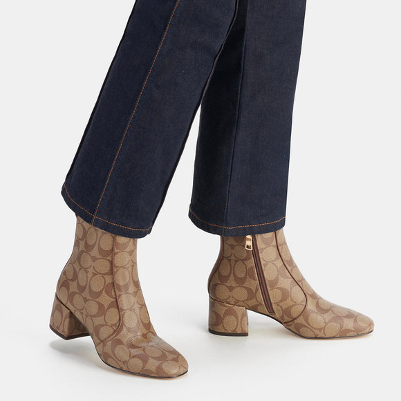 NWT Coach Outlet Noah Bootie In Signature Canvas - Picture 5 of 6